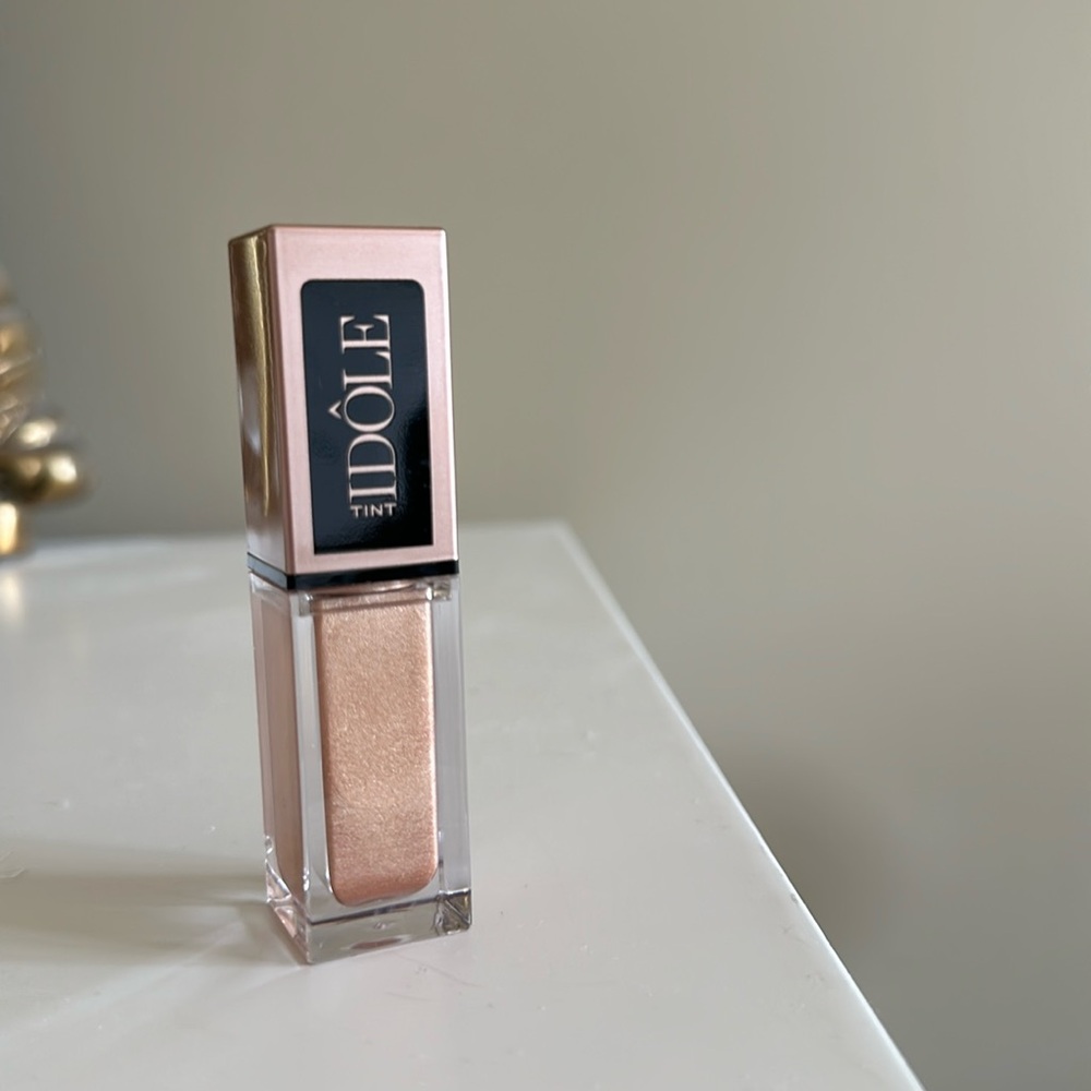 Lancome Lash Idôle Tint Ultra Precise 3-in-1 Metallic Liquid Eyeshadow